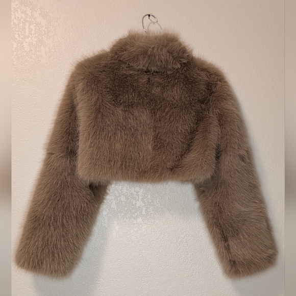 Women's Tan Faux Fur Jacket - Picture 7 of 8